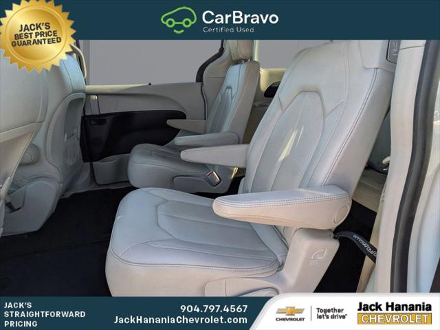 2021 Chrysler Voyager LXI