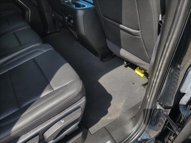 2025 Chevrolet Suburban 4WD Z71
