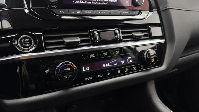 2023 Nissan Pathfinder SV FWD