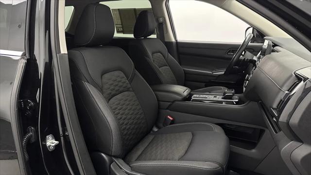 2023 Nissan Pathfinder SV FWD