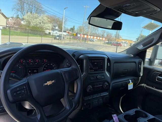 2026 Chevrolet Silverado 3500HD Crew Cab, Long Bed, WT Dual Rear Wheel, RWD