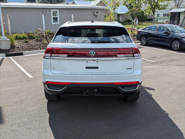 2026 Volkswagen Atlas Cross Sport SE with Technology