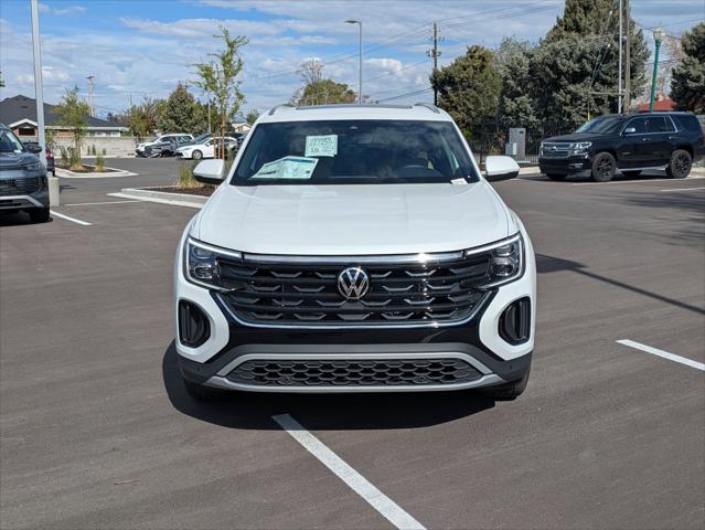 2026 Volkswagen Atlas Cross Sport SE with Technology