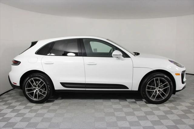 2025 Porsche Macan Macan
