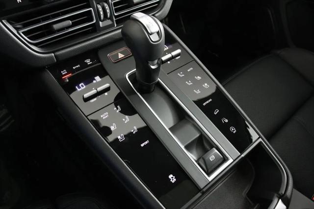 2025 Porsche Macan Macan