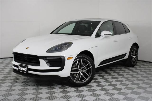 2025 Porsche Macan Macan