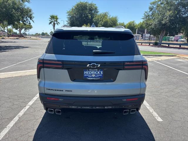 2026 Chevrolet Traverse AWD LT