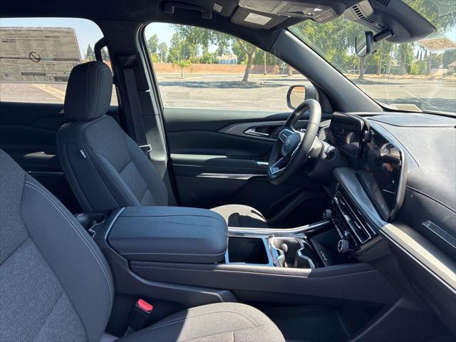 2026 Chevrolet Traverse AWD LT