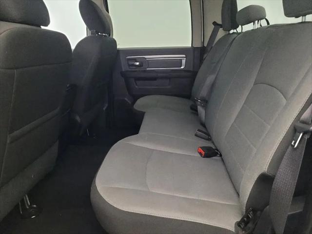 2022 Ram 1500 Classic SLT Crew Cab 4x4 5'7" Box