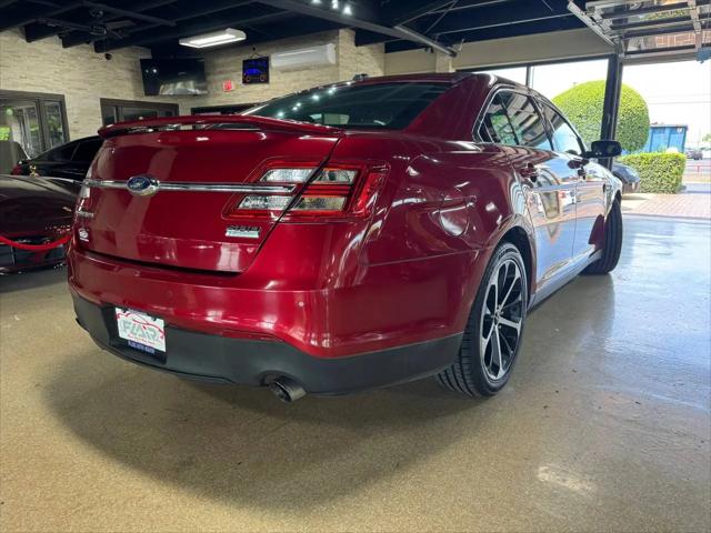 2016 Ford Taurus SHO
