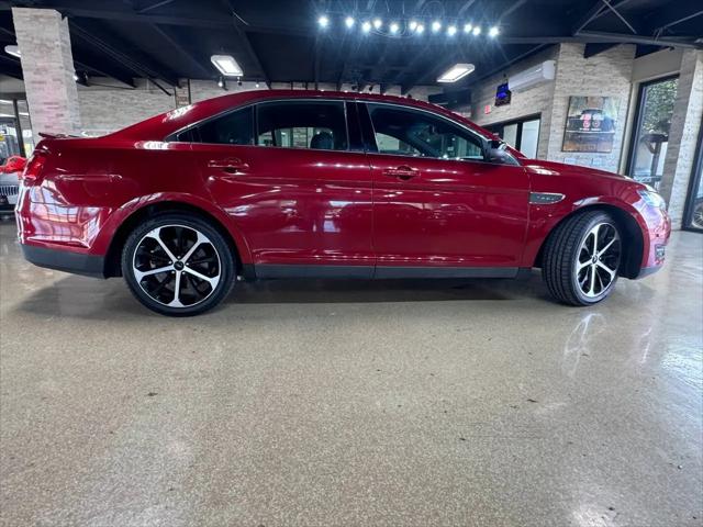 2016 Ford Taurus SHO