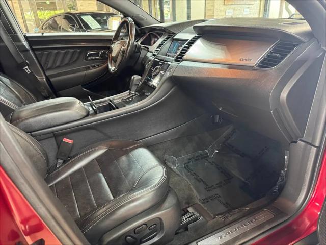 2016 Ford Taurus SHO