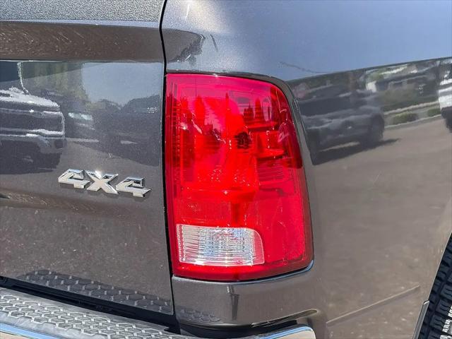 2019 Ram 1500 Classic SLT
