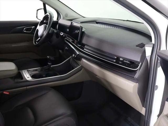 2025 Kia Carnival MPV LXS