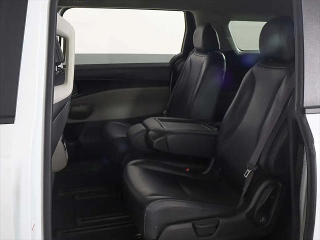 2025 Kia Carnival MPV LXS