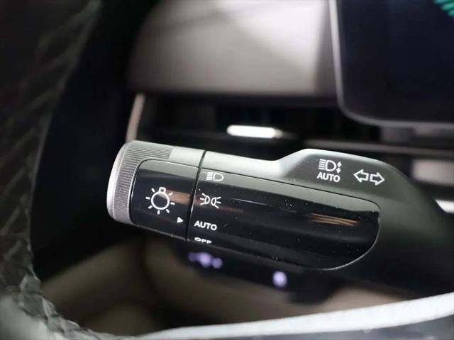 2025 Kia Carnival MPV LXS