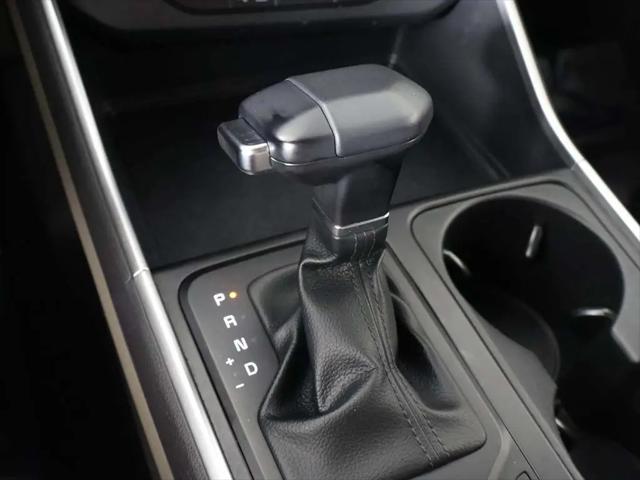 2025 Kia Carnival MPV LXS