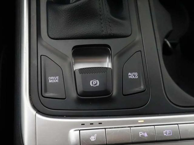 2025 Kia Carnival MPV LXS