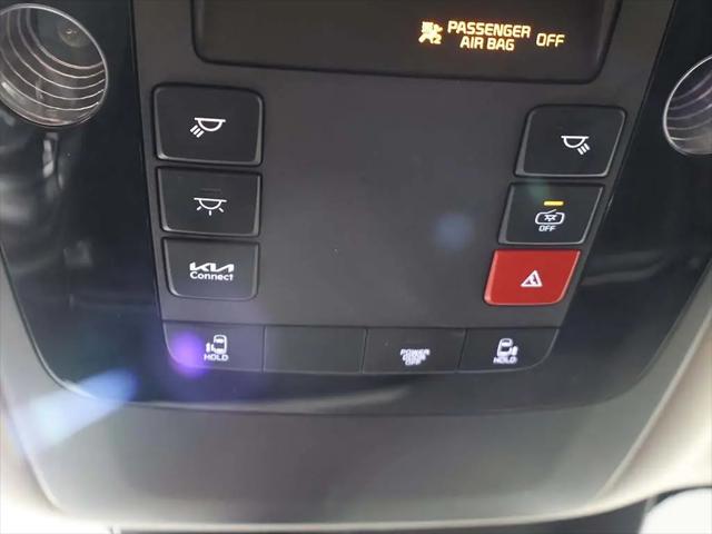 2025 Kia Carnival MPV LXS