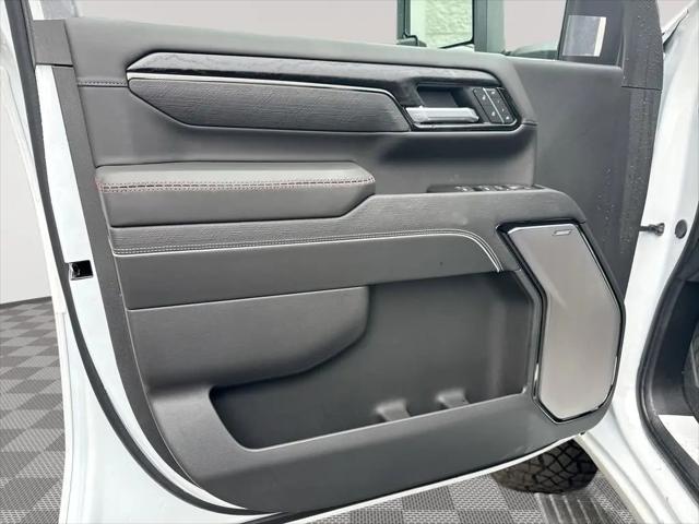 2026 GMC Sierra 2500HD Crew Cab, Standard Bed, AT4X, 4WD