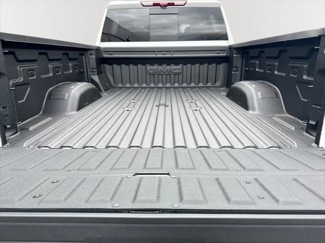 2026 GMC Sierra 2500HD Crew Cab, Standard Bed, AT4X, 4WD