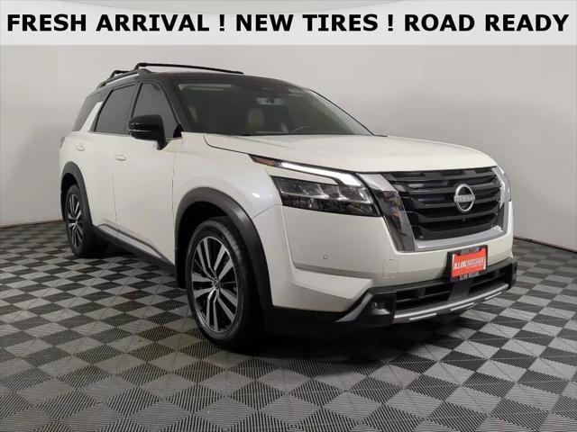 2023 Nissan Pathfinder Platinum 4WD for sale in Champaign, IL