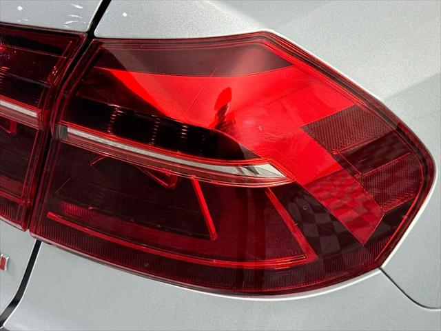 2018 Volkswagen Passat 2.0T S