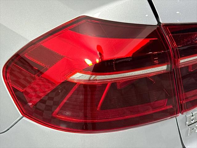 2018 Volkswagen Passat 2.0T S
