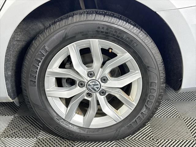 2018 Volkswagen Passat 2.0T S