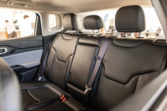 2022 Jeep Compass Latitude Lux 4x4