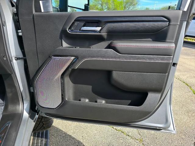 2026 GMC Sierra 2500HD Crew Cab, Standard Bed, AT4X, 4WD