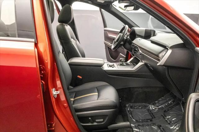 2025 Mazda X-90 Premium Plus Package