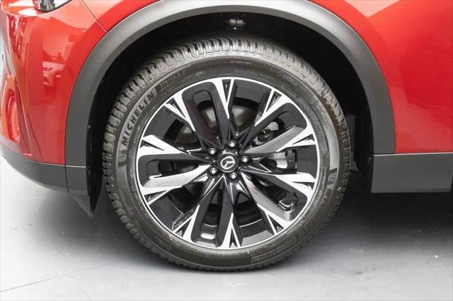 2025 Mazda X-90 Premium Plus Package