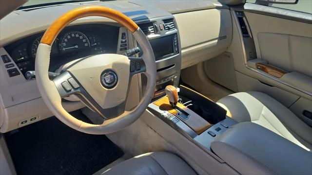 2005 Cadillac XLR Standard
