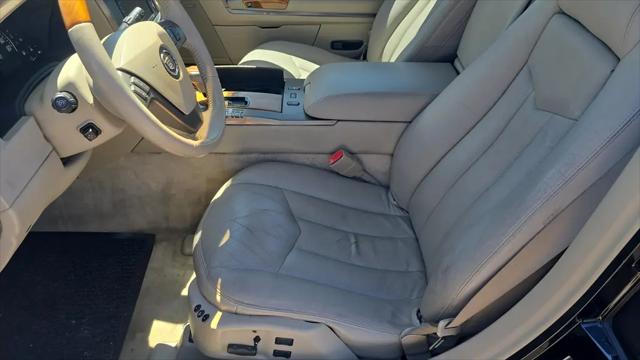 2005 Cadillac XLR Standard