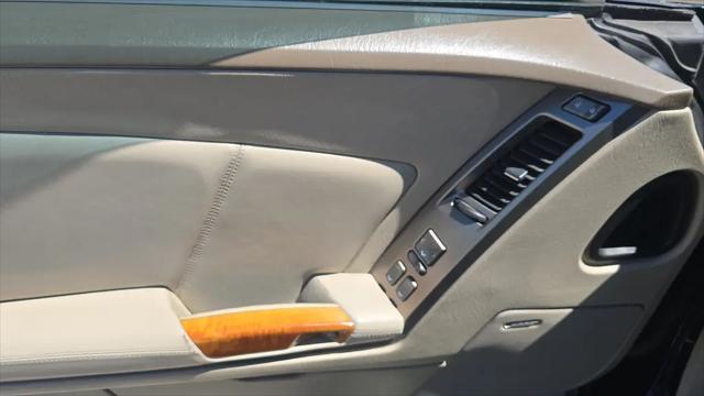 2005 Cadillac XLR Standard