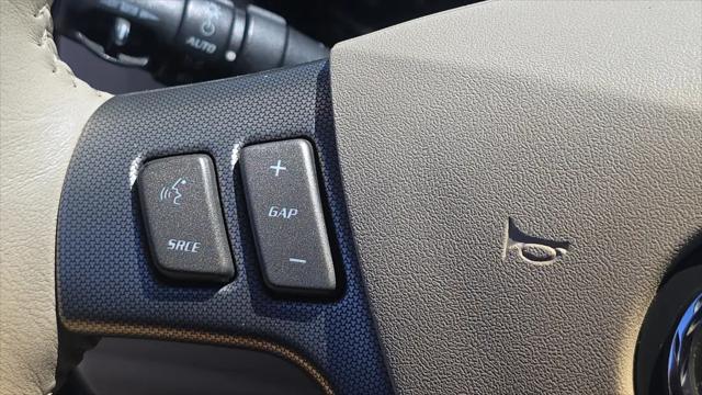 2005 Cadillac XLR Standard