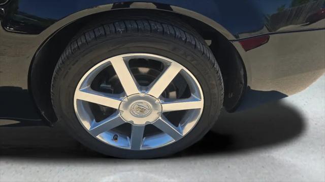 2005 Cadillac XLR Standard