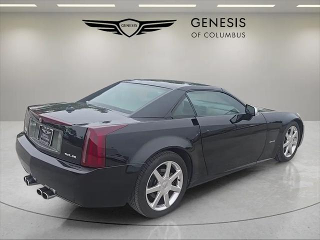 2005 Cadillac XLR Standard