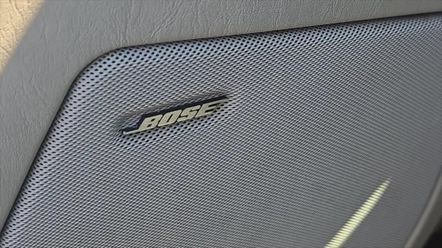 2005 Cadillac XLR Standard