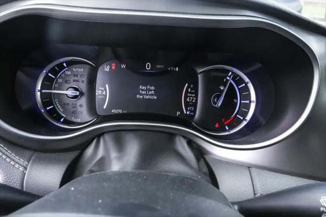 2024 Chrysler Pacifica Hybrid Select