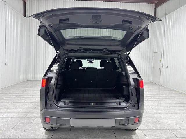 2026 Jeep Cherokee Laredo 4x4