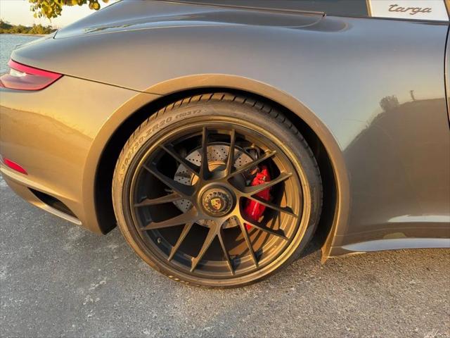 2019 Porsche 911 Targa 4 GTS
