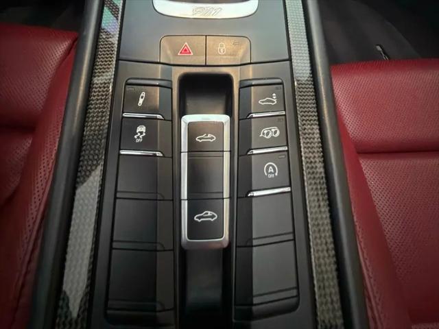 2019 Porsche 911 Targa 4 GTS