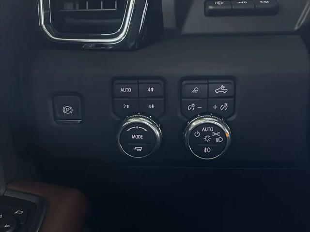 2026 GMC Sierra 3500HD Crew Cab, Long Bed, Denali Ultimate Dual Rear Wheel, 4WD