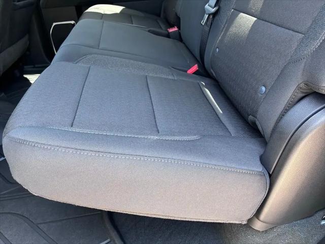 2026 Chevrolet Silverado 1500 4WD Crew Cab Short Bed RST