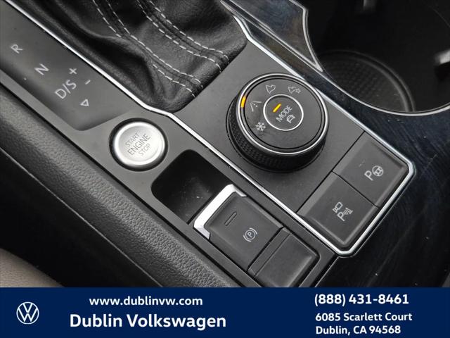2022 Volkswagen Atlas 3.6L V6 SEL Premium R-Line