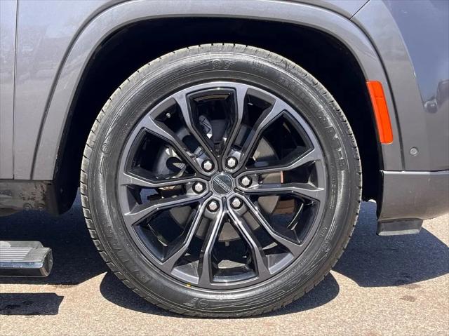 2024 Jeep Grand Wagoneer L Series II 4x4