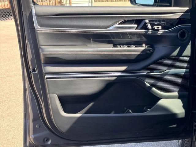 2024 Jeep Grand Wagoneer L Series II 4x4