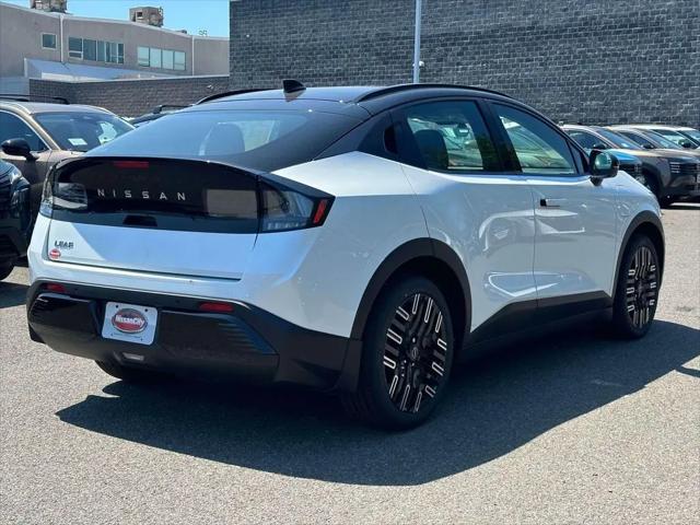 2026 Nissan LEAF PLATINUM+